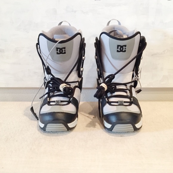 DC Other - DC Boys Snowboarding Snow Boots 6